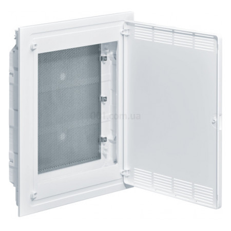 Щит 3-рядний для ММ-обладнання врізний білі пластикові перфоровані двері GOLF, Hager (VF318PZF) фото
