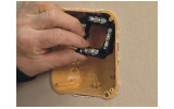 Коробка распределительная ПВХ для полых стен с крышкой 115×115×45 мм желтая, KOPOS изображение 3 (применение)